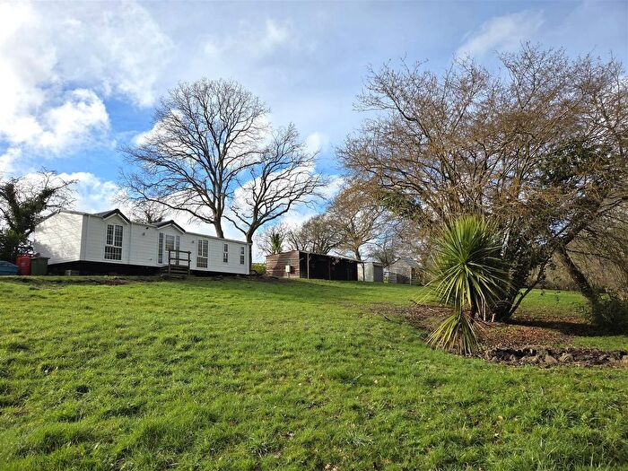 2 Bedroom Park Home For Sale In Fontley Road, Titchfield, Fareham, PO15