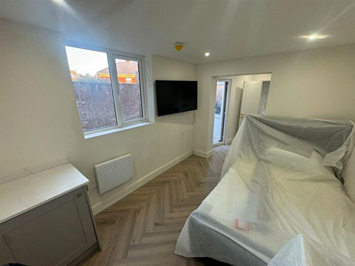 Studio To Rent In Dyers Lane, London, SW15