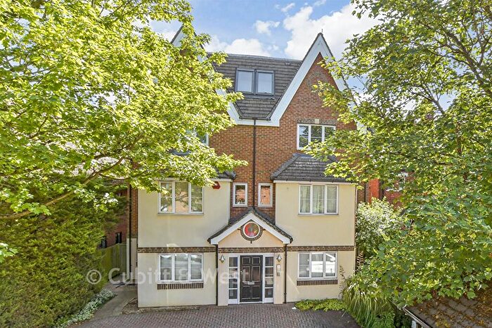 1 Bedroom Flat For Sale In Langley Park Road, Sutton, Surrey, SM2