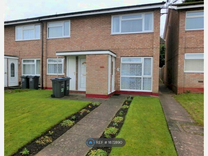 2 Bedroom Maisonette To Rent In Langham Close, Birmingham, B26