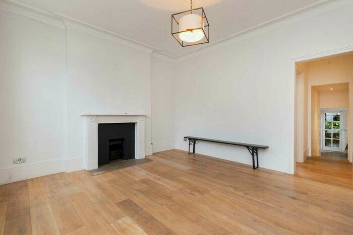 1 Bedroom Flat To Rent In Gloucester Crescent, Primrose Hill, NW1