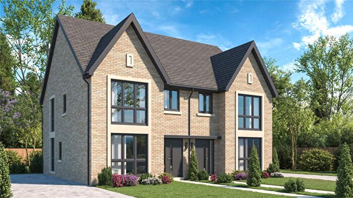3 Bedroom Semi-Detached House For Sale In Lynton Road, Southport, Merseyside, PR8