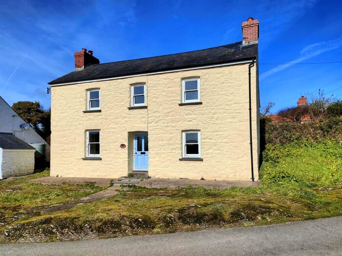 4 Bedroom Detached House For Sale In Trewennol, Ffordd Y Felin, Trefin, Haverfordwest, SA62