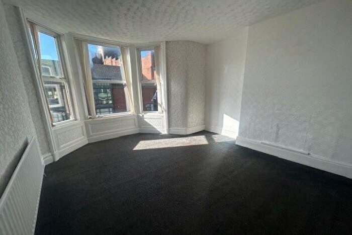 1 Bedroom Flat To Rent In Lord Street, Blackpool, FY1