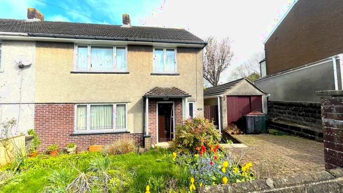 3 Bedroom Semi-Detached House To Rent In Whitstone Road, Newport, NP19