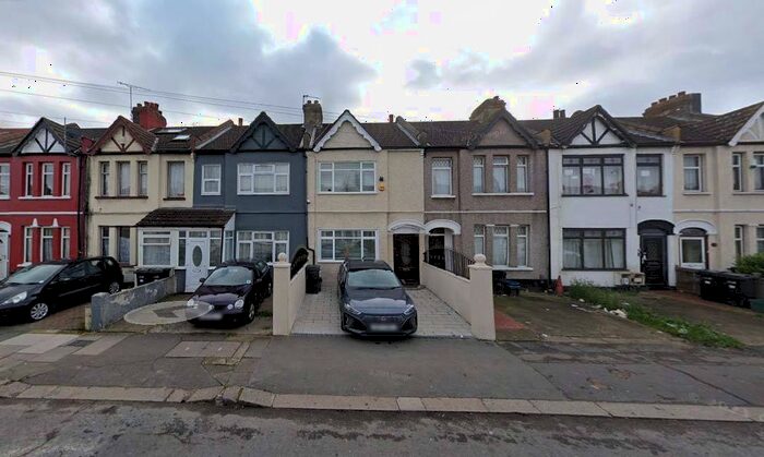 3 Bedroom Terraced House To Rent In Norman Road, Ilford, IG1