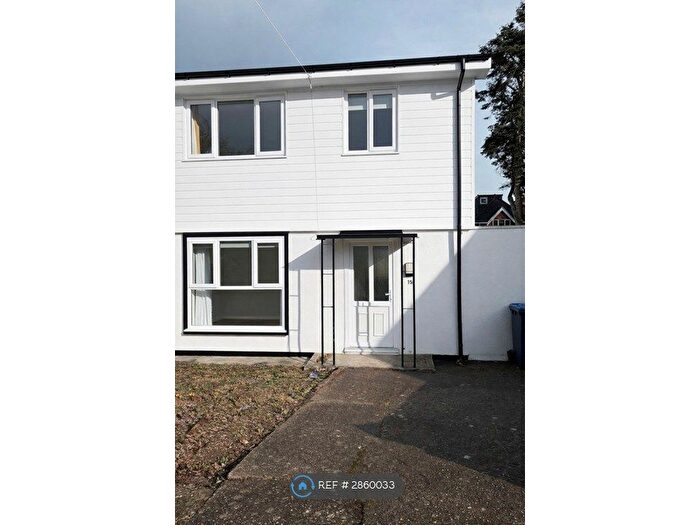 3 Bedroom Semi Detached House To Rent In Saunton Road, Rugby, CV22