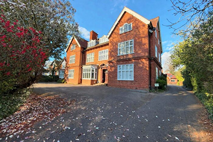 1 Bedroom Apartment For Sale In St Gregorys Road, Stratford-upon-Avon, CV37