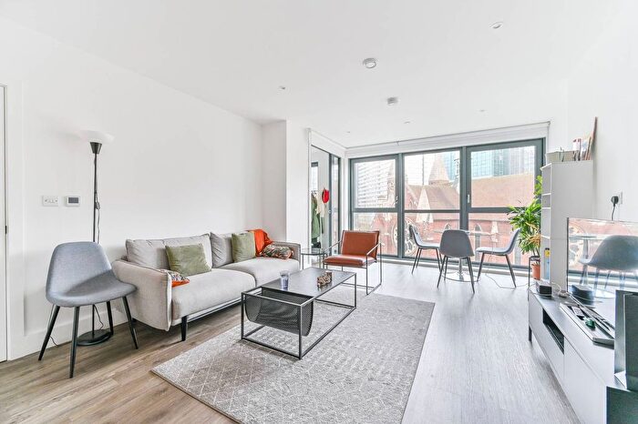 2 Bedroom Flat For Sale In Station Road, Central Croydon, Croydon, CR0