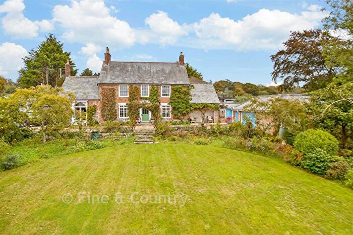 5 Bedroom Detached House For Sale In Kite Hill, Wootton Bridge, Isle Of Wight, PO33