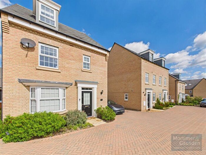 4 Bedroom Detached House For Sale In Goddard Street, Bury St Edmunds, IP32
