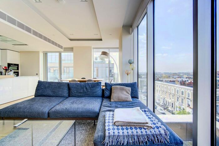 3 Bedroom Flat To Rent In Lillie Square, Earls Court, London, SW6