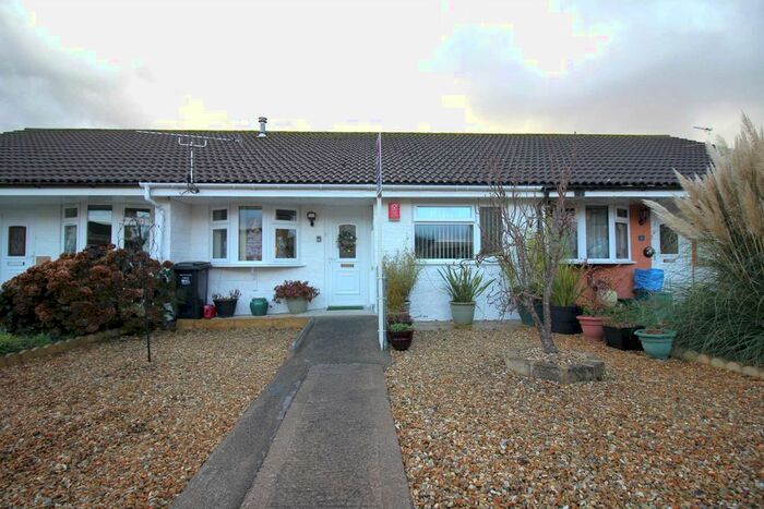 2 Bedroom Bungalow For Sale In Burnett Close, Burnham On Sea, TA8