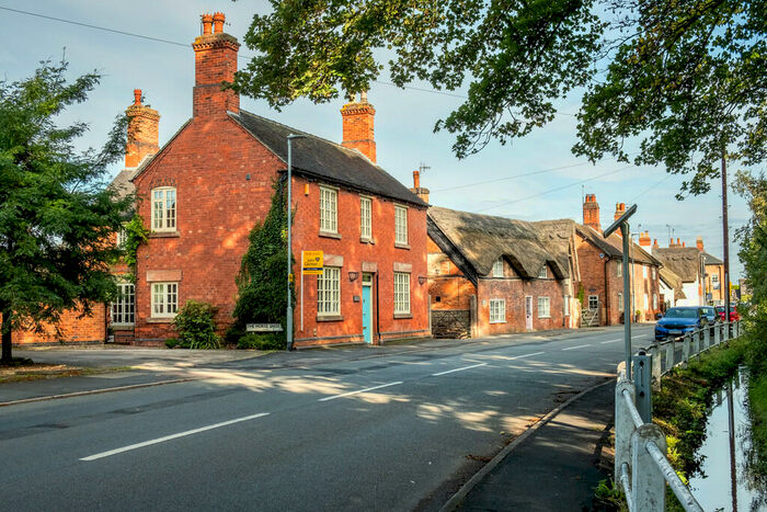 4 Bedroom House To Rent In Main Street, Hemington, DE74