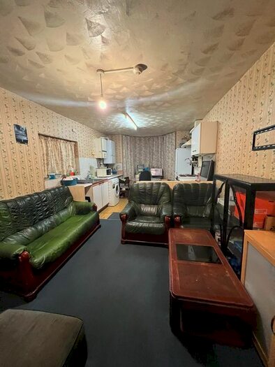 2 Bedroom Flat To Rent In First Avenue, London, E12