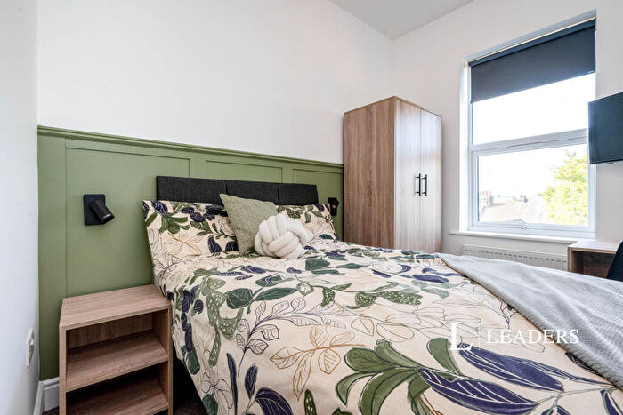 1 Bedroom House To Rent In Cowper Street, Luton, LU1