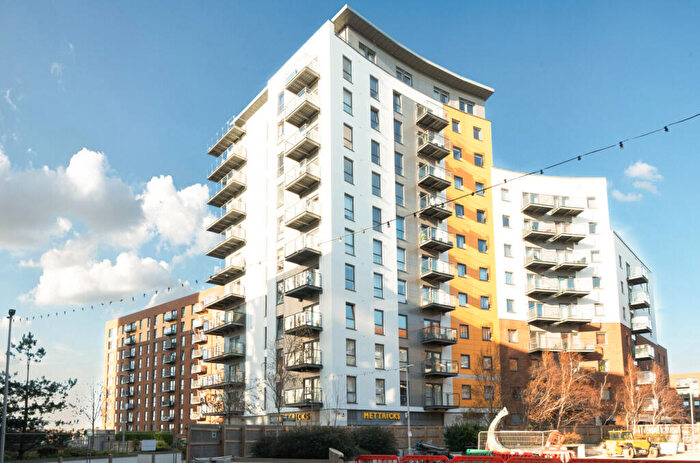 1 Bedroom Apartment For Sale In Centenary Plaza, Southampton, Hampshire, SO19