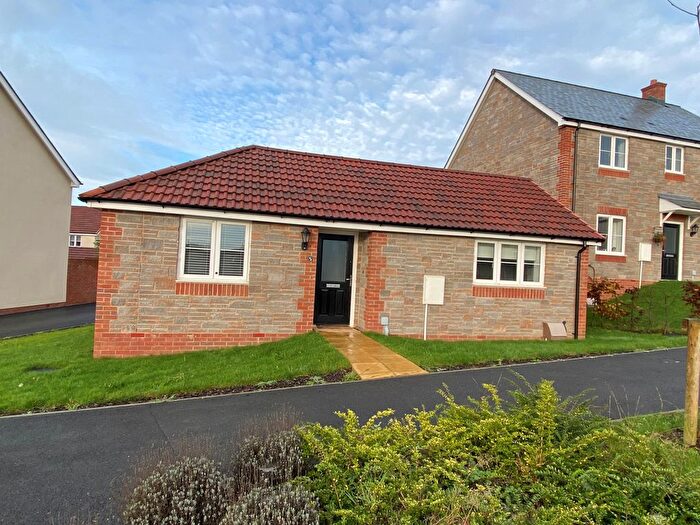 2 Bedroom Bungalow To Rent In Cricket Field Lane, Winkleigh, EX19