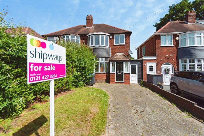 3 Bedroom Semi-Detached House For Sale In Quinton Road West, Quinton, Birmingham, B32