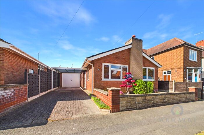 3 Bedroom Bungalow For Sale In Masefield Road, Kettering, Northamptonshire, NN16