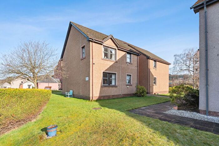 2 Bedroom Property For Sale In Earnbank, Bridge Of Earn, PH2