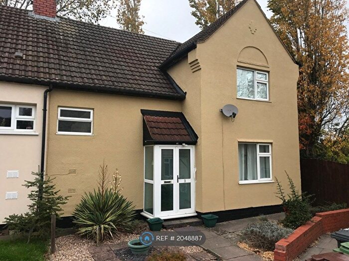3 Bedroom Semi-Detached House To Rent In Oxley, Wolverhampton, WV10