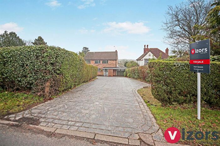 4 Bedroom Detached House For Sale In Crumpfields Lane, Webheath, Redditch, B97