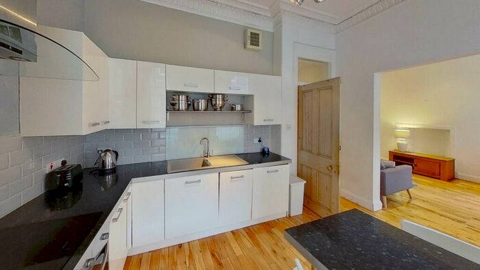 2 Bedroom Flat To Rent In Dean Street, Edinburgh, EH4