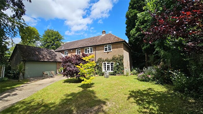 5 Bedroom Detached House For Sale In Headley Down, Hampshire, GU35