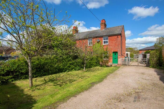 2 Bedroom End Of Terrace House For Sale In Reeds Lane, Sayers Common, Hassocks, BN6