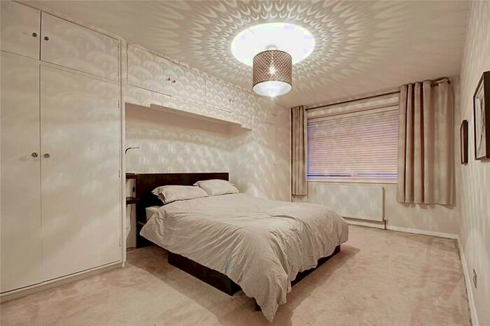 2 Bedroom Apartment To Rent In Village Road, Enfield, EN1