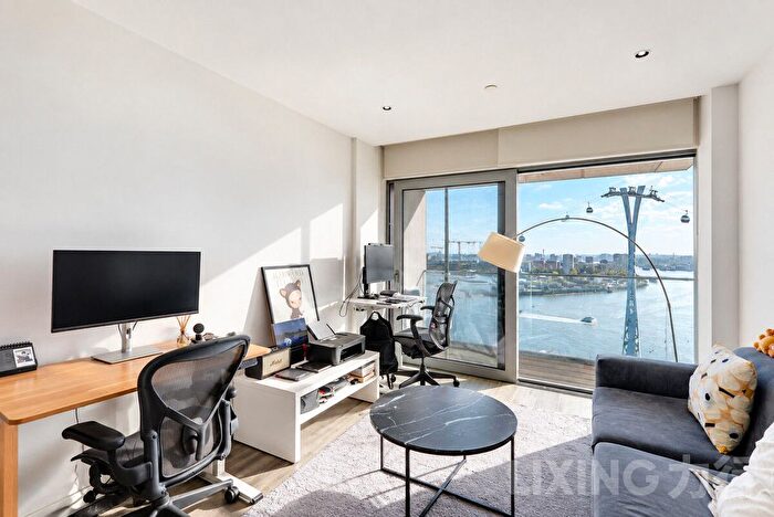 1 Bedroom Flat For Sale In Cutter Lane, Greenwich, SE10