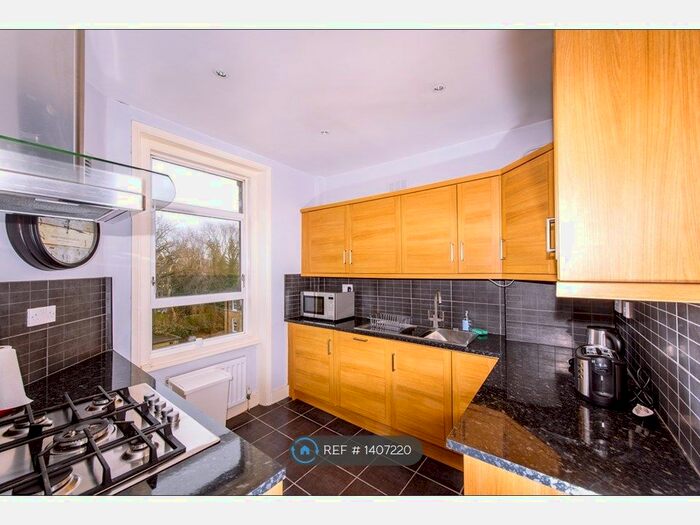 1 Bedroom Flat To Rent In Ringwood Court, London, SE3