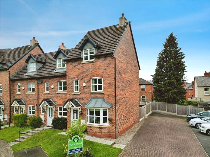 3 Bedroom End Terrace House For Sale In Lakeholme Gardens, Oswestry, Shropshire, SY11