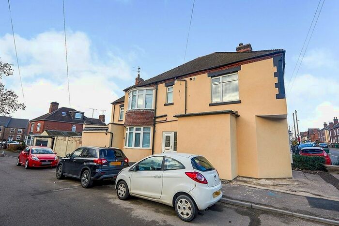 2 Bedroom Flat To Rent In Moira Road, Woodville, Swadlincote, Derbyshire, DE11