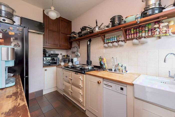 4 Bedroom Detached House For Sale In New Ground Road, Aldbury, HP23