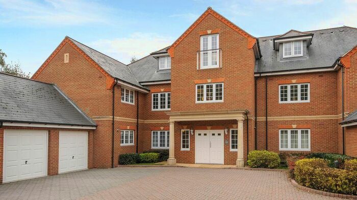 2 Bedroom Apartment To Rent In Charters Road, Sunningdale, SL5