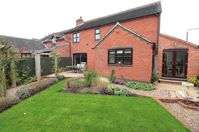 4 Bedroom Semi-Detached House For Sale In Mere Beck, Ambaston, Derby, DE72