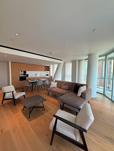 3 Bedroom Flat To Rent In Pico House, Battersea, London, SW11