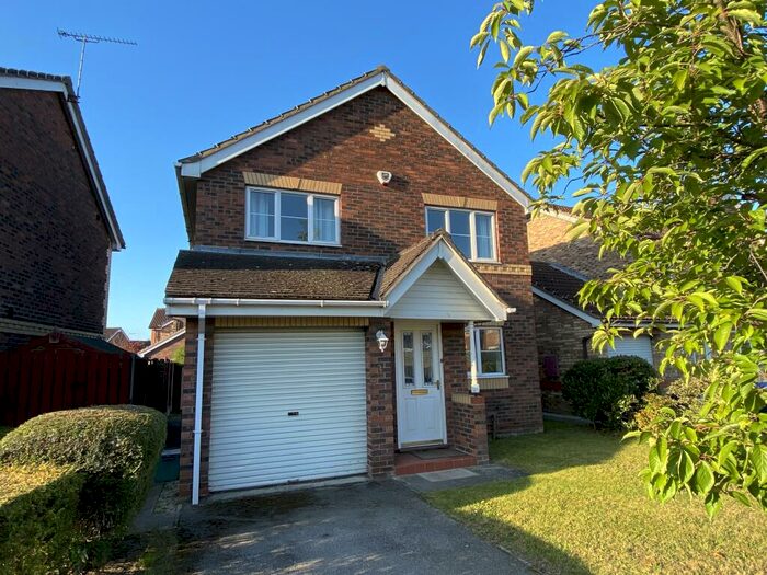 3 Bedroom Detached House To Rent In Roundhill Court, Lakeside, DN4