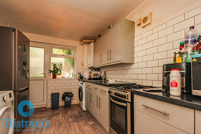 3 Bedroom End Of Terrace House For Sale In Bourne Close, Beeston, NG9