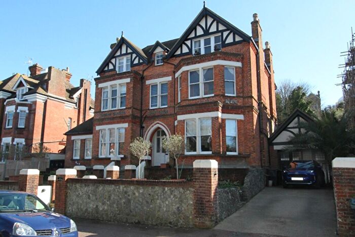 3 Bedroom Apartment For Sale In Silverdale Road, Eastbourne, BN20