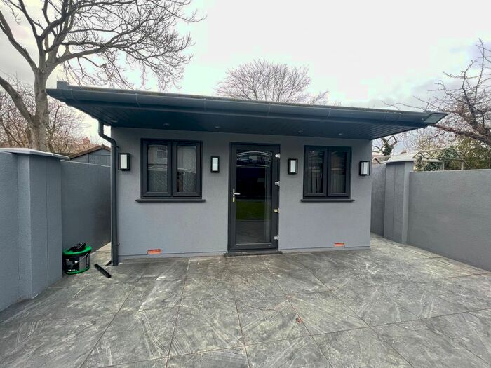 1 Bedroom Studio To Rent In Raleigh Avenue, Hayes, UB4