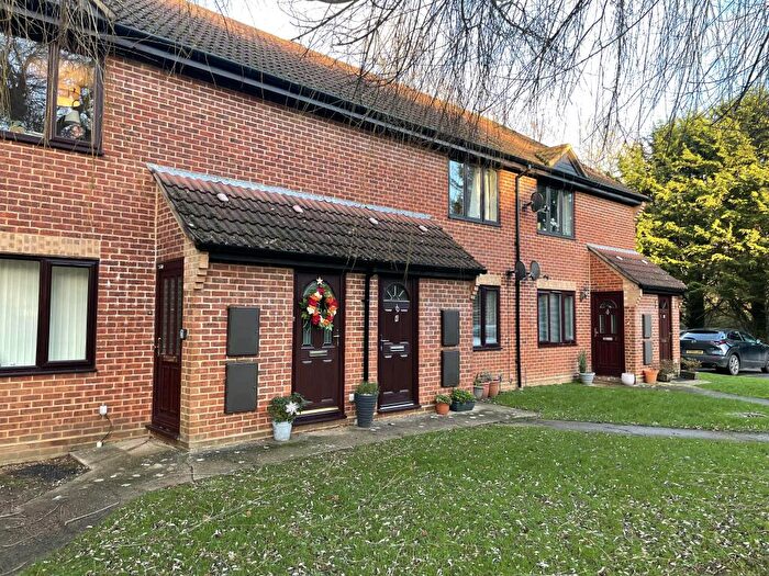 1 Bedroom Flat To Rent In The Willows Nursery Gardens, Chandler's Ford, Hampshire, SO53