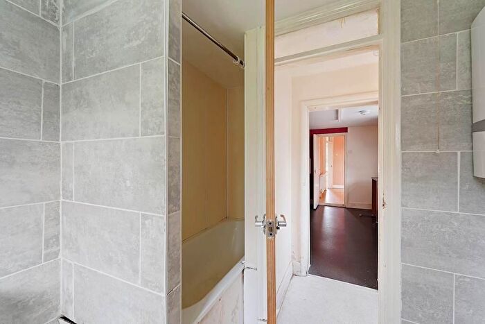3 Bedroom Terraced House For Sale In South Birkbeck Road, London, E11
