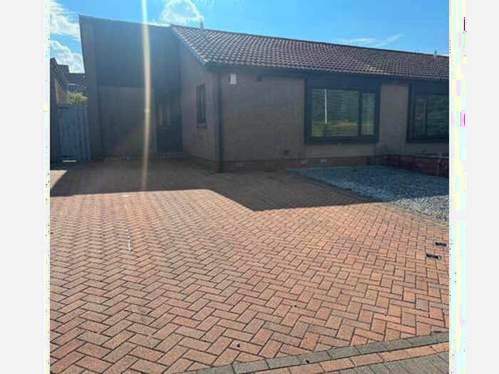 2 Bedroom Semi-Detached Bungalow To Rent In Inchcape Road, Dundee, DD5