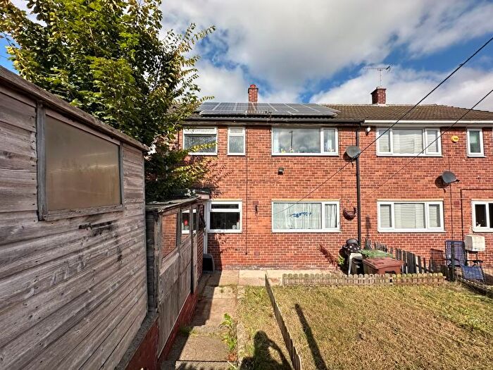 3 Bedroom Terraced House For Sale In Byron Close, Knottingley, WF11