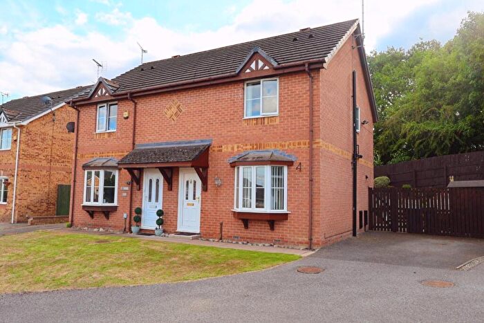3 Bedroom Semi-Detached House For Sale In Oakleigh, Pen-Y-Cae, Wrexham, LL14