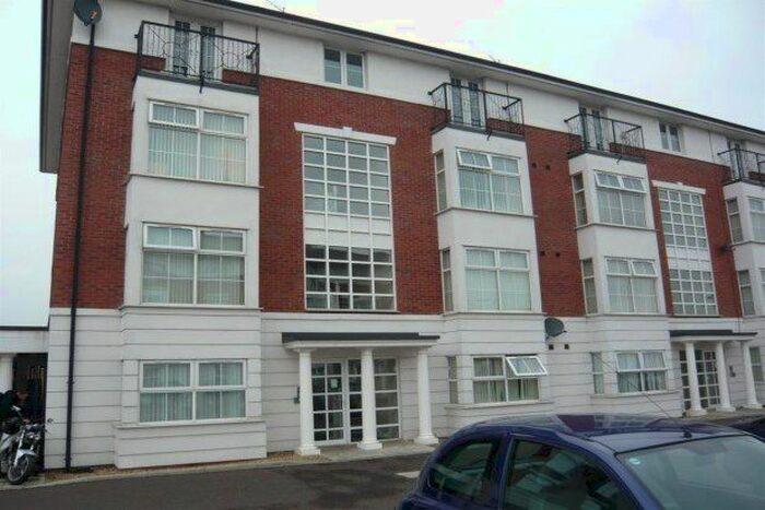 2 Bedroom Flat To Rent In Chancellor Court, Liverpool, L8