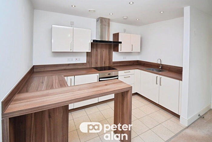 1 Bedroom Flat To Rent In Selskar Court, Newport, NP20